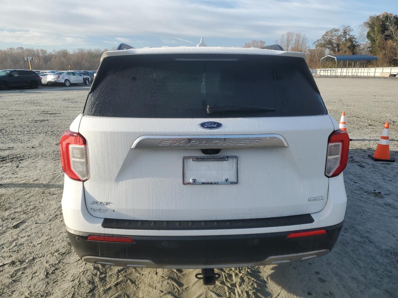 Ford Explorer Xlt Image 9