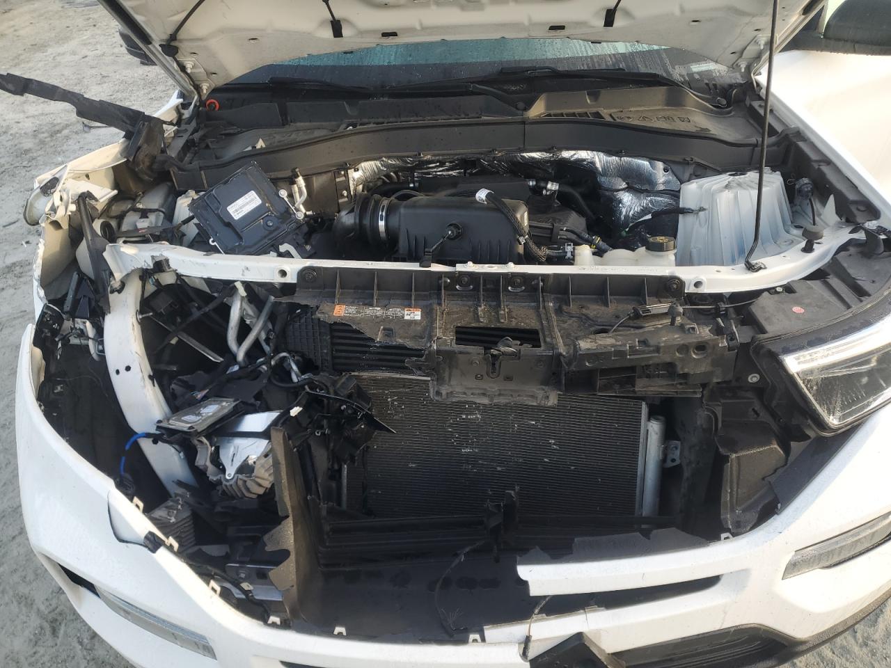 Ford Explorer Xlt Image 11