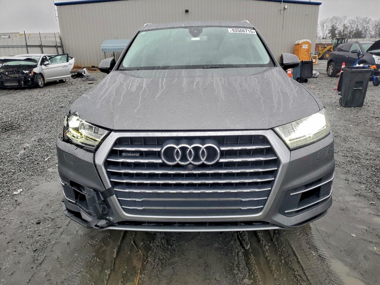 Audi Q7 Prestige Image 12