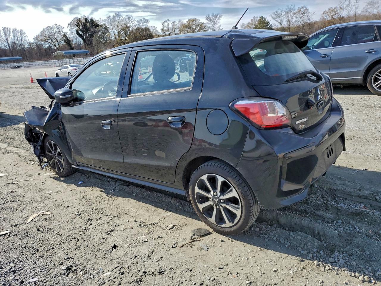 Mitsubishi Mirage Se Image 3