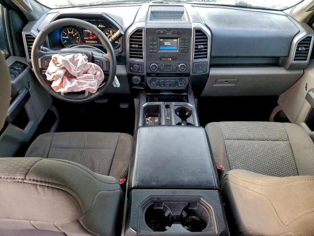 Ford F-150 Supercrew Image 3