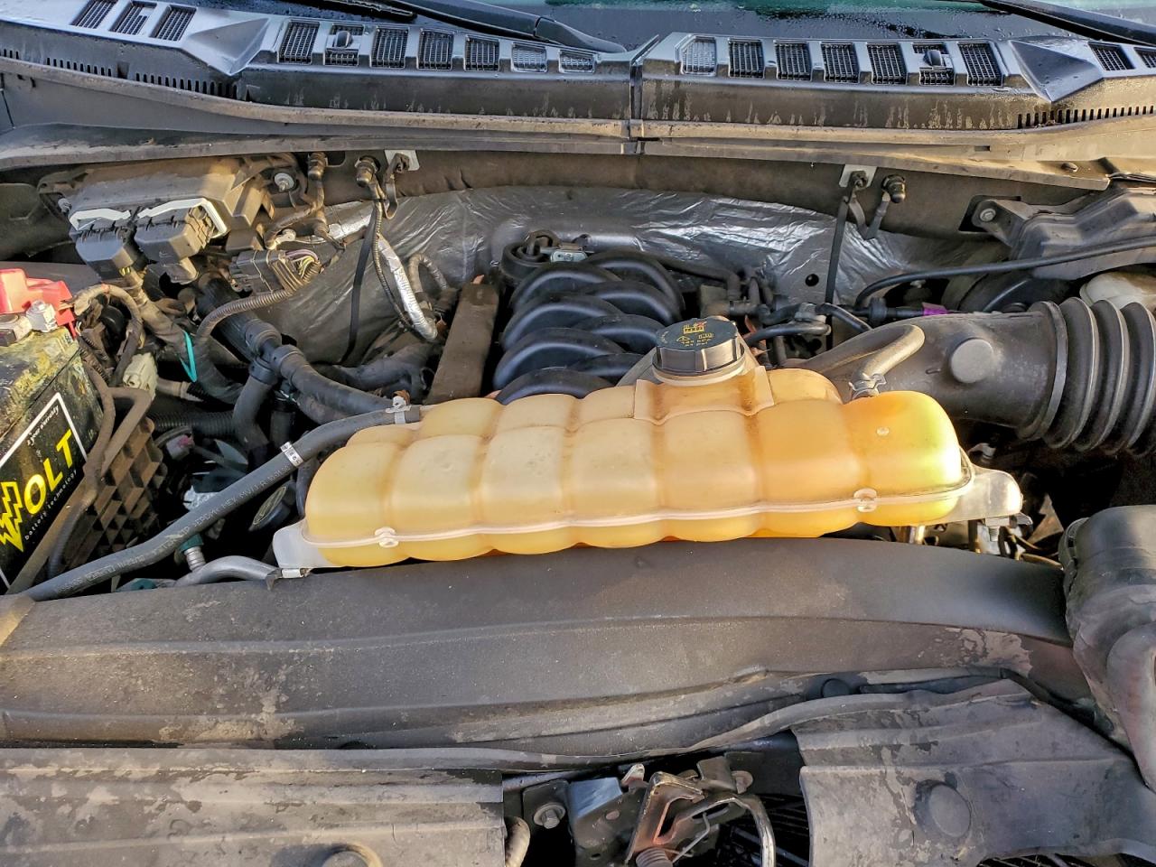 Ford F-150 Supercrew Image 6