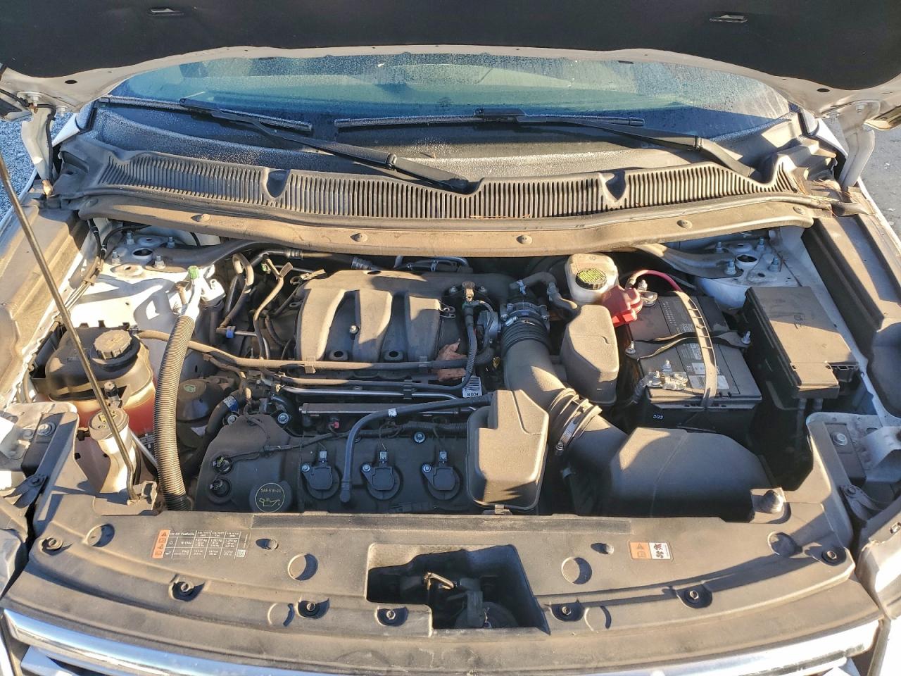 Ford Explorer Xlt Image 12