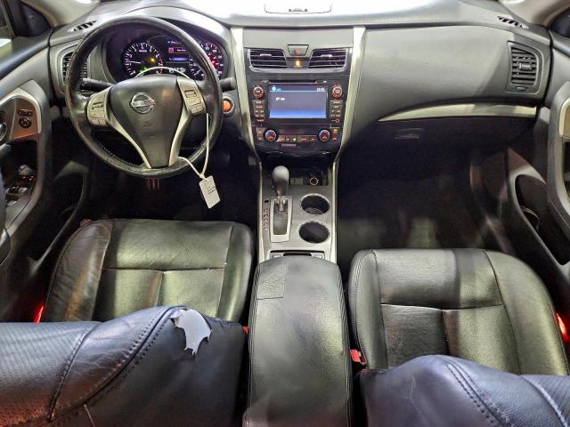 Nissan Altima 2.5 Image 10