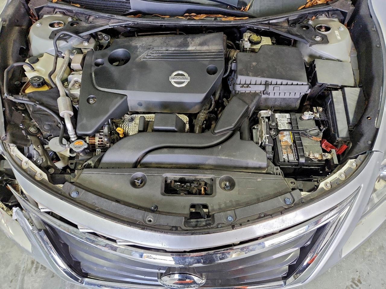Nissan Altima 2.5 Image 9