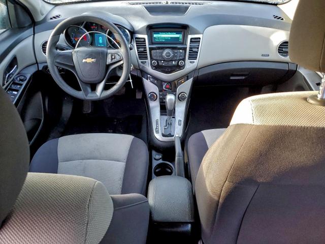 Chevrolet Cruze Ls Image 7