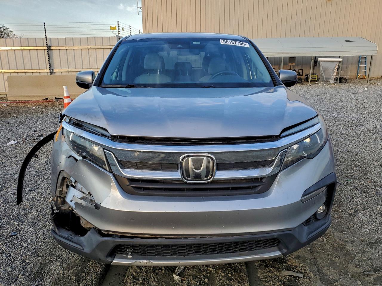 Honda Pilot Ex Image 6