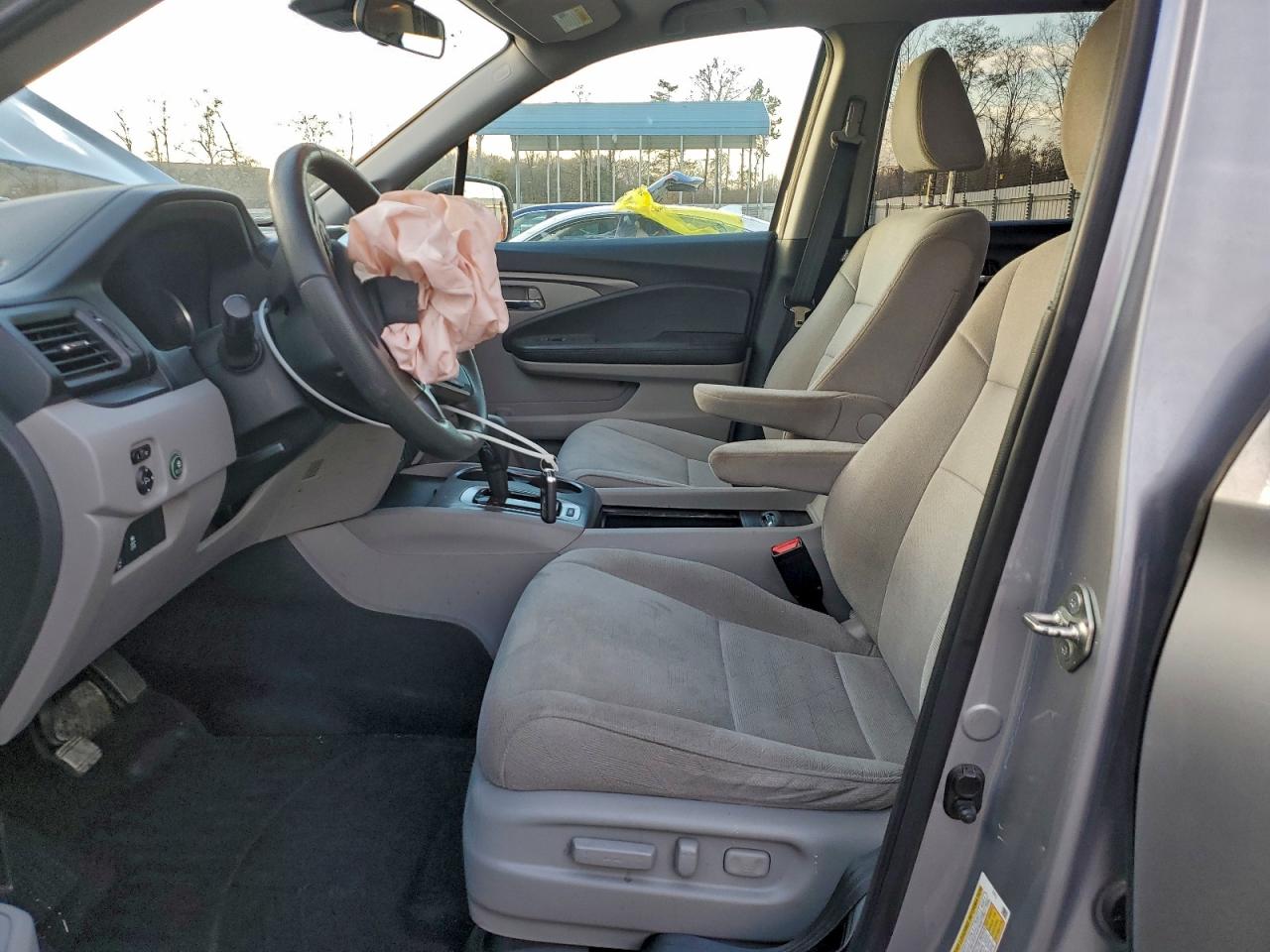 Honda Pilot Ex Image 7