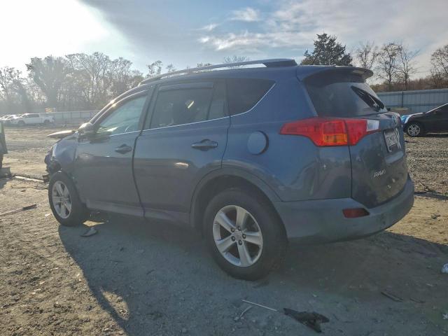 Toyota RAV4 Xle Image 5