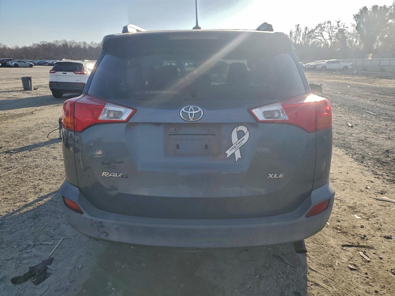 Toyota RAV4 Xle Image 13