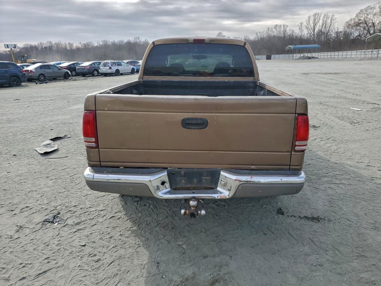 Dodge Dakota Quad Image 7