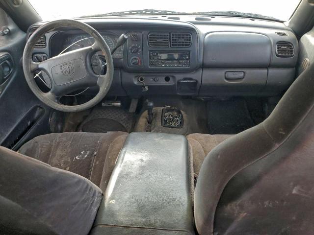 Dodge Dakota Quad Image 10