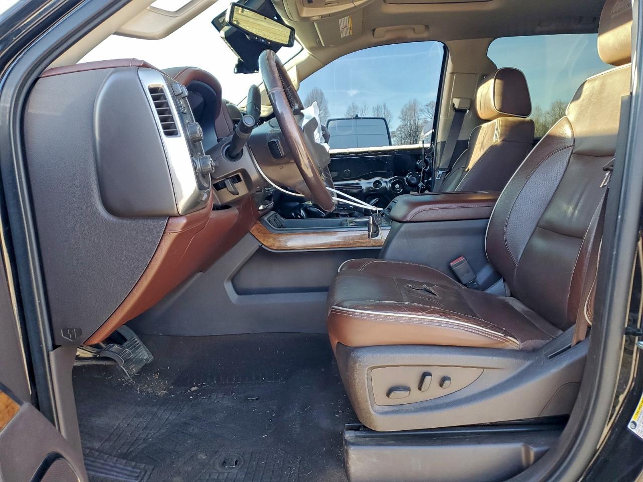 Chevrolet Silverado K2500 High Country Image 13