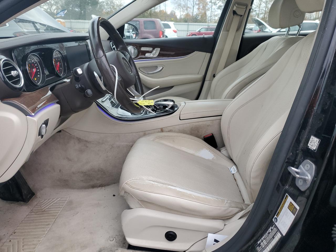 Mercedes-Benz E-Class 300 4matic Image 3