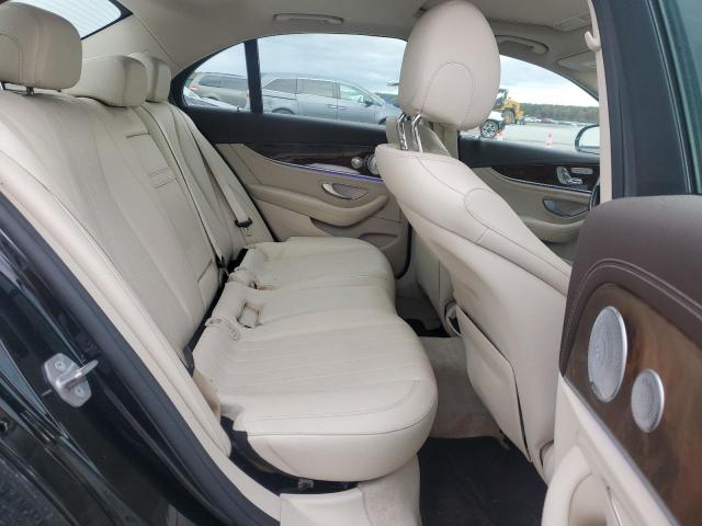 Mercedes-Benz E-Class 300 4matic Image 10