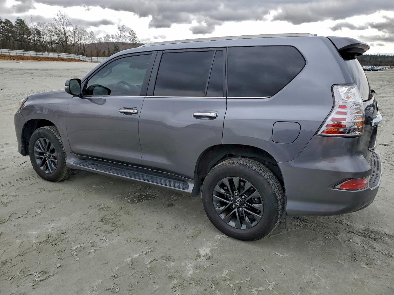Lexus Gx 460 Premium Image 8
