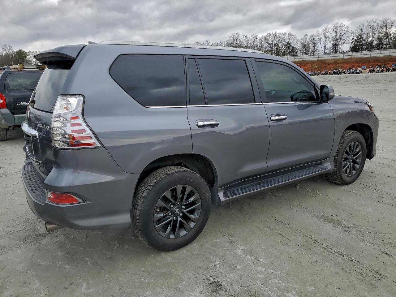 Lexus Gx 460 Premium Image 2