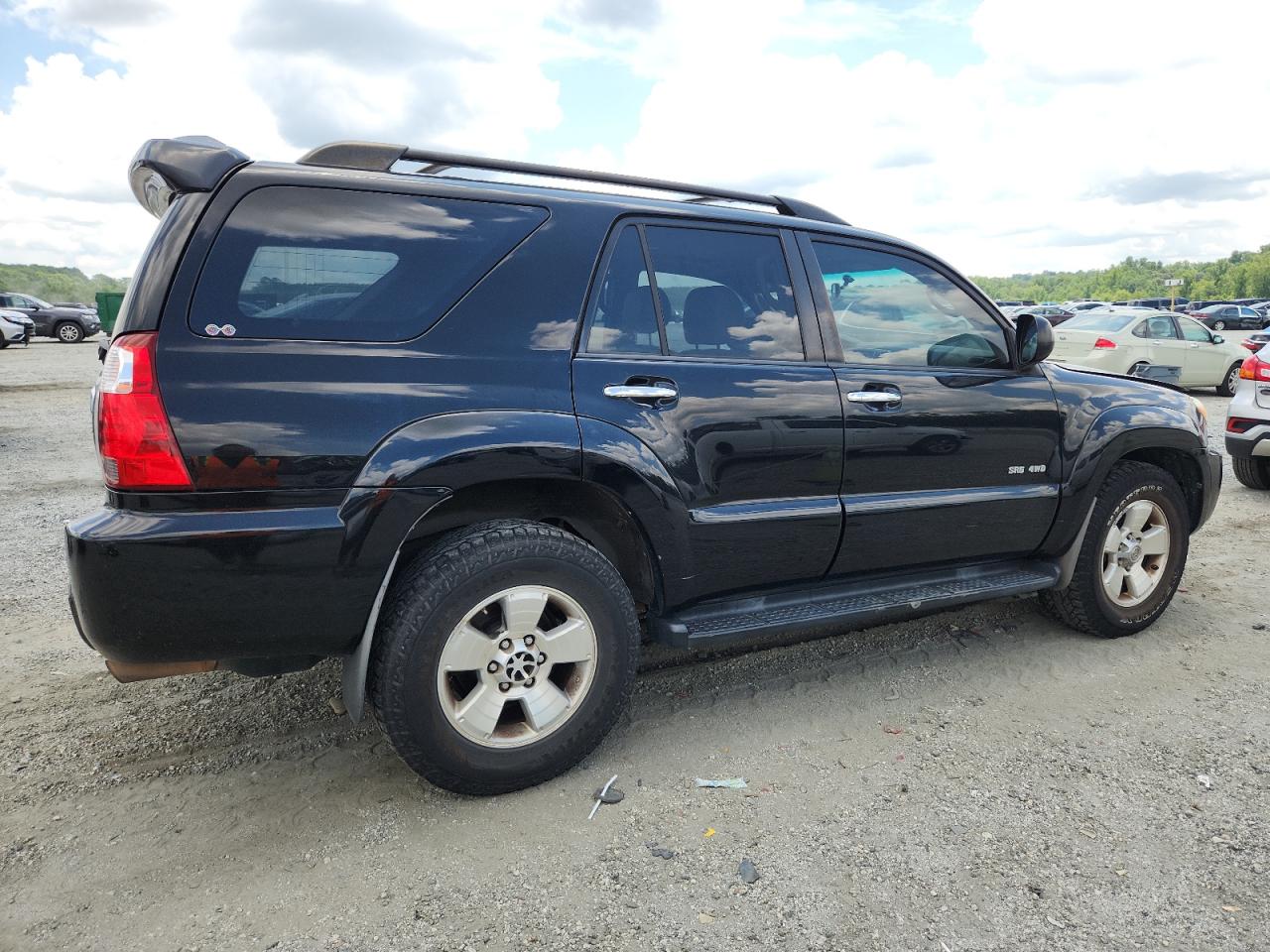 Toyota 4Runner Sr5 Image 9