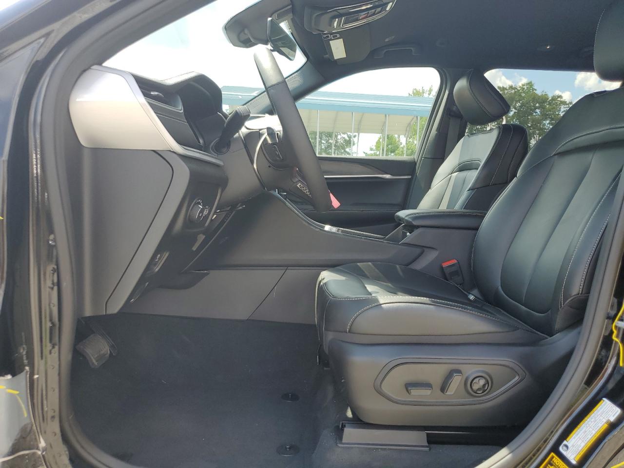 Jeep Grand Cherokee L Limited Image 12