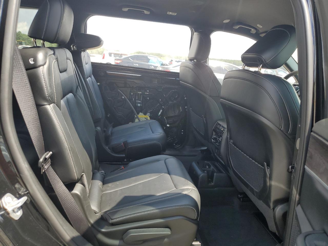 Jeep Grand Cherokee L Limited Image 4