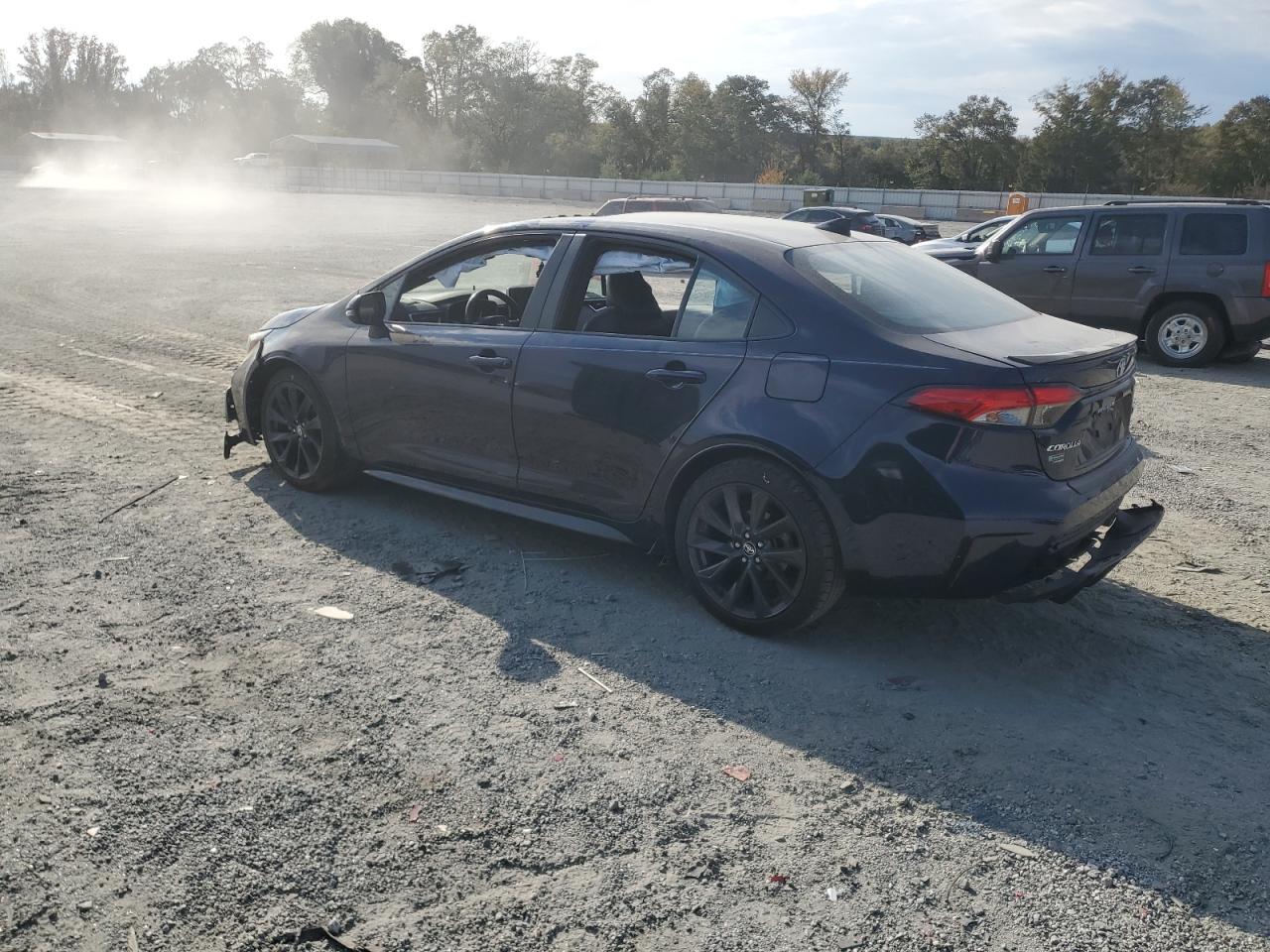 Toyota Corolla Xse Image 11