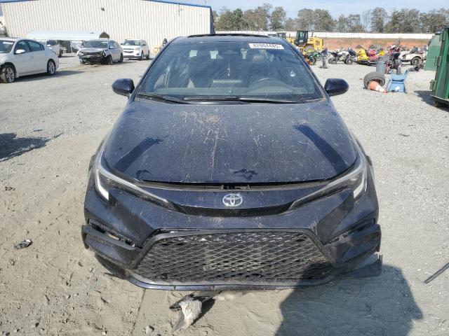 Toyota Corolla Xse Image 9