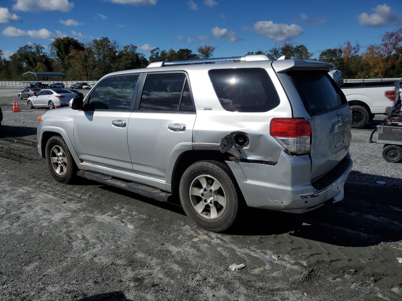 Toyota 4Runner Sr5 Image 12