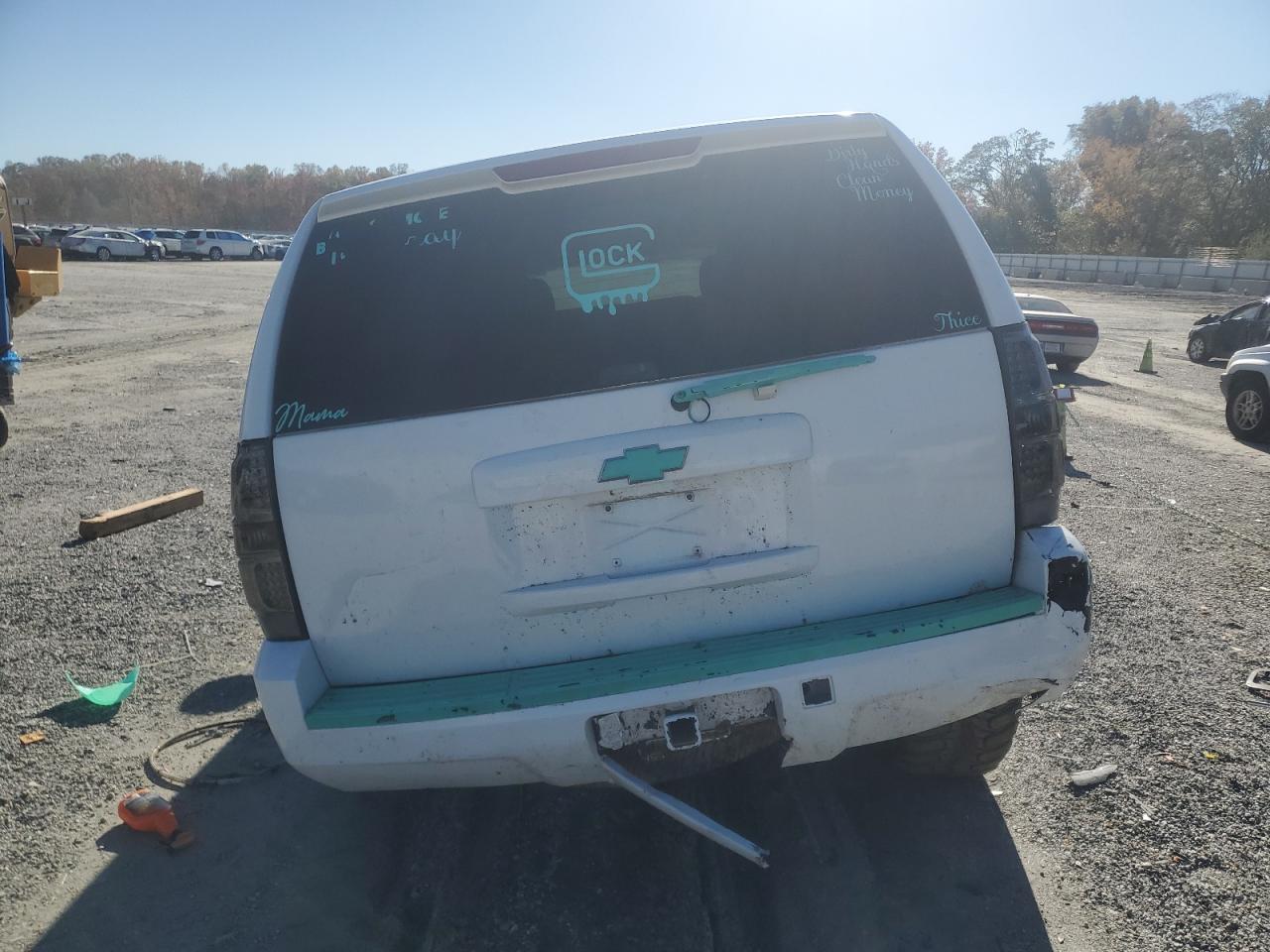 Chevrolet Tahoe K1500 Image 9