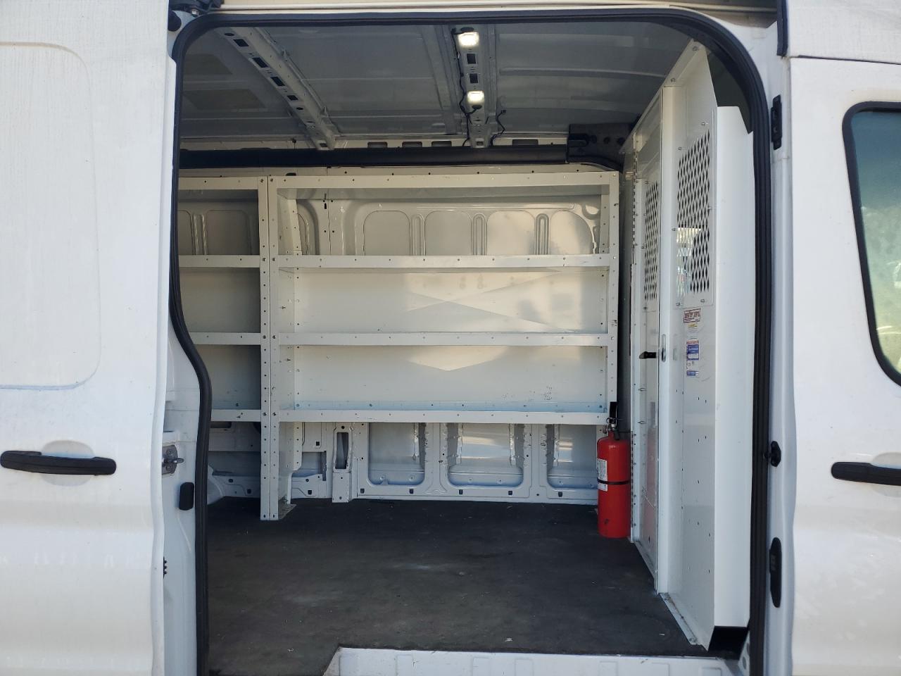 Ford Transit T-250 Image 8