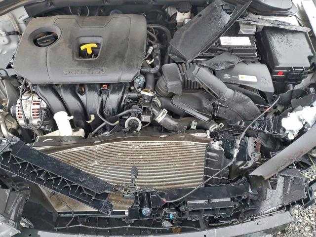 Hyundai ELANTRA Sel Image 10