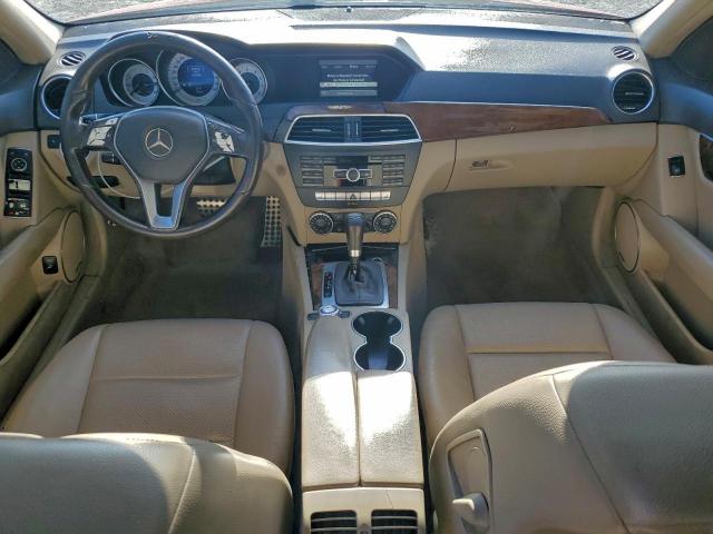 Mercedes-Benz C-Class 250 Image 4