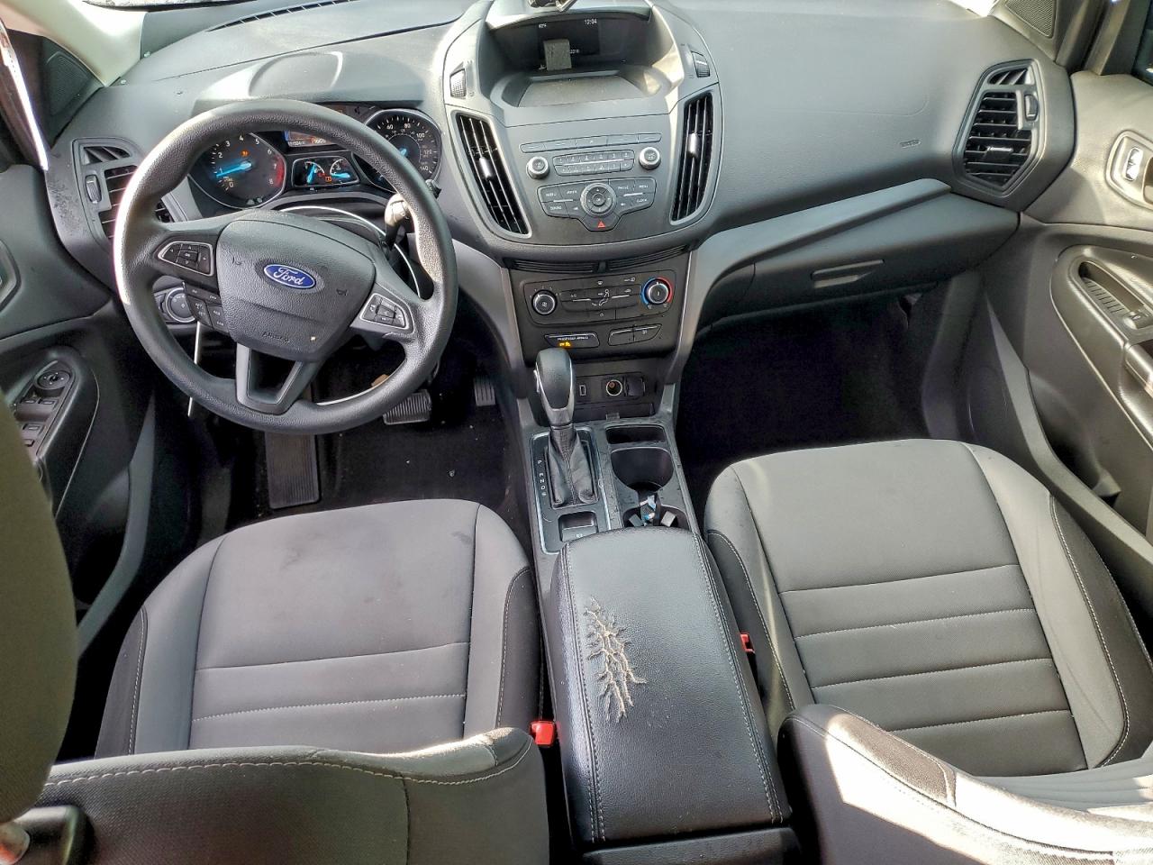Ford Escape S Image 10