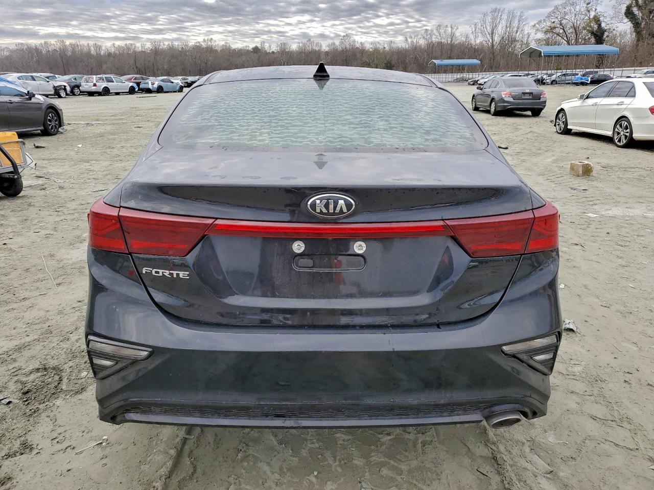 Kia Forte Fe Image 11