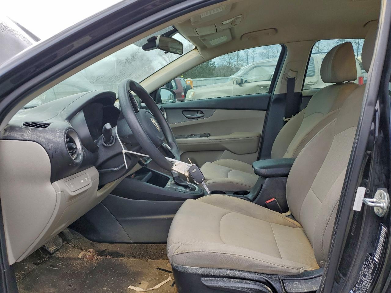 Kia Forte Fe Image 10