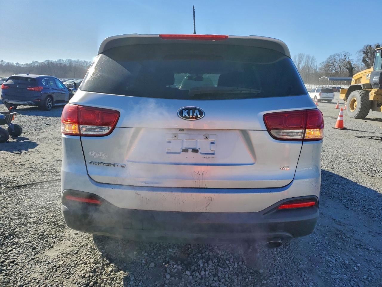 Kia Sorento Lx Image 2