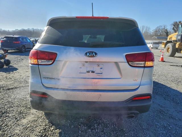 Kia Sorento Lx Image 2