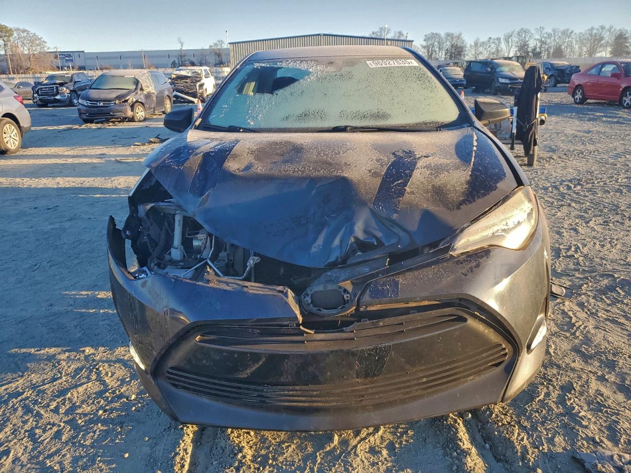 Toyota Corolla L Image 6