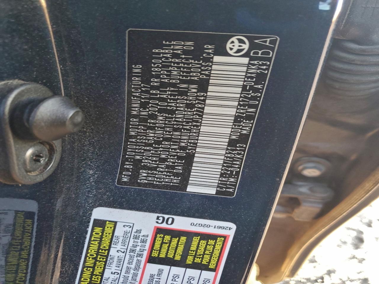 Toyota Corolla L Image 2