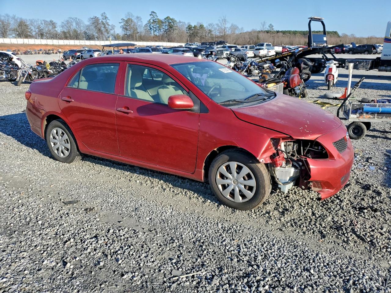 Toyota Corolla Base Image 9