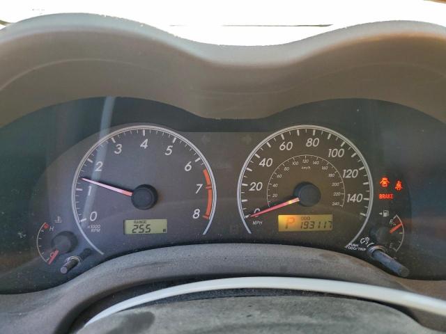 Toyota Corolla Base Image 10