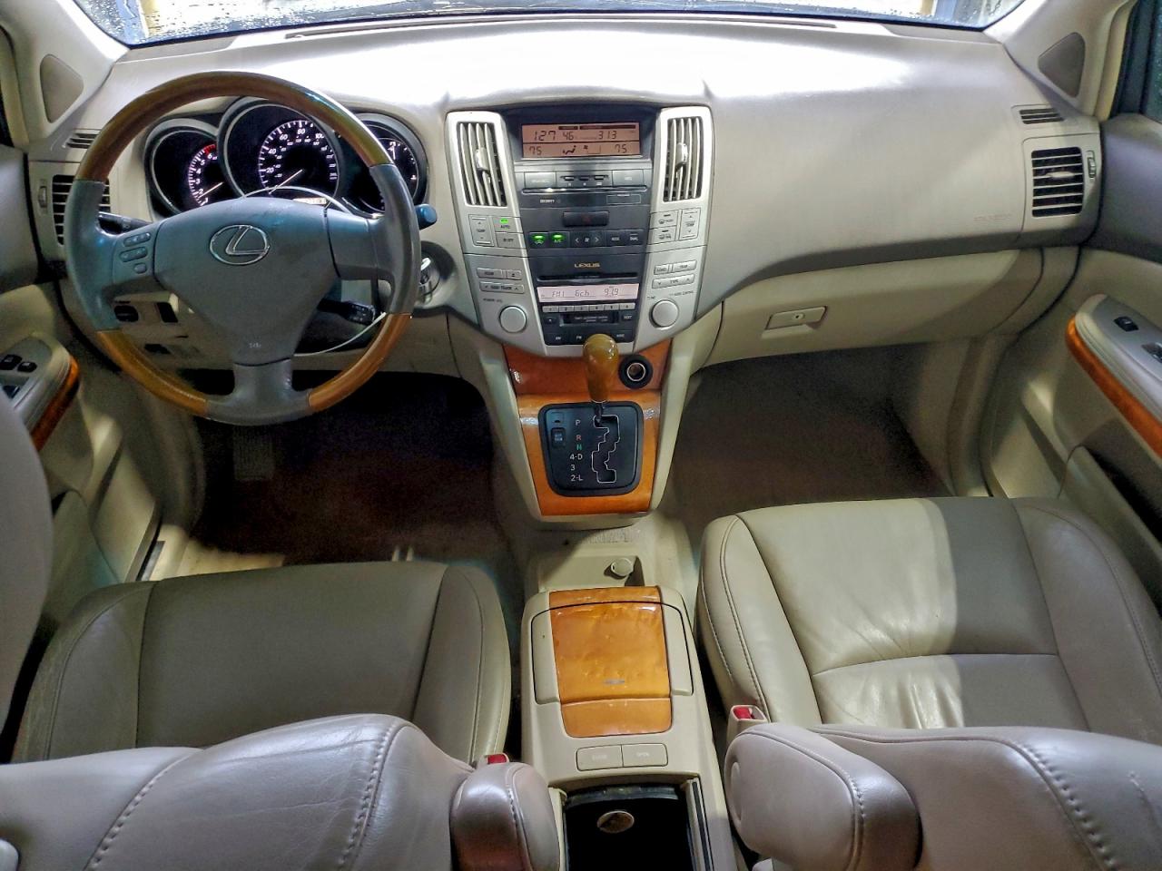 Lexus RX 330 Image 10