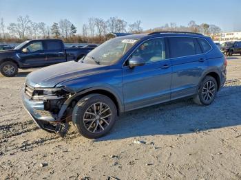  Salvage Volkswagen Tiguan
