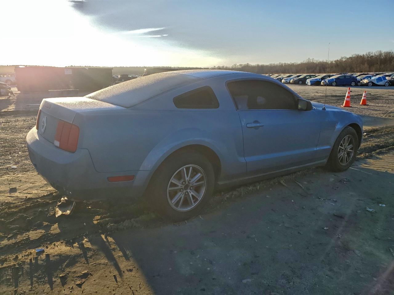 Ford Mustang Image 12