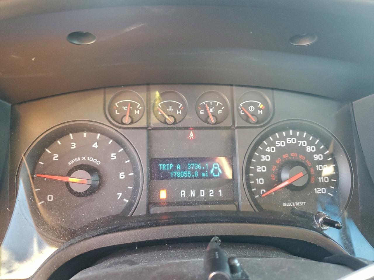 Ford F-150 Super Cab Image 6