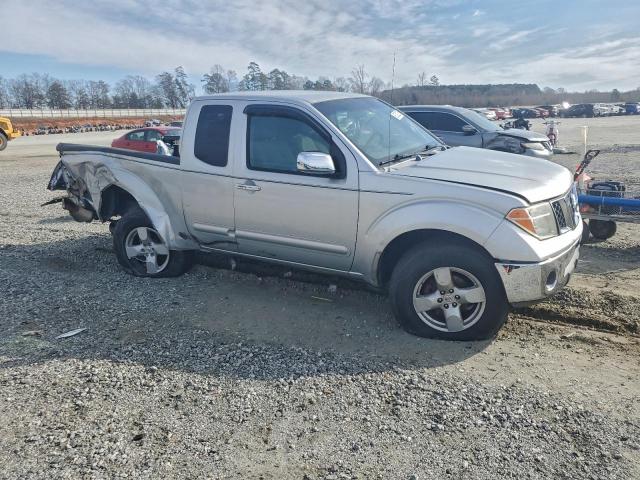 Nissan Frontier King Cab Le Image 2