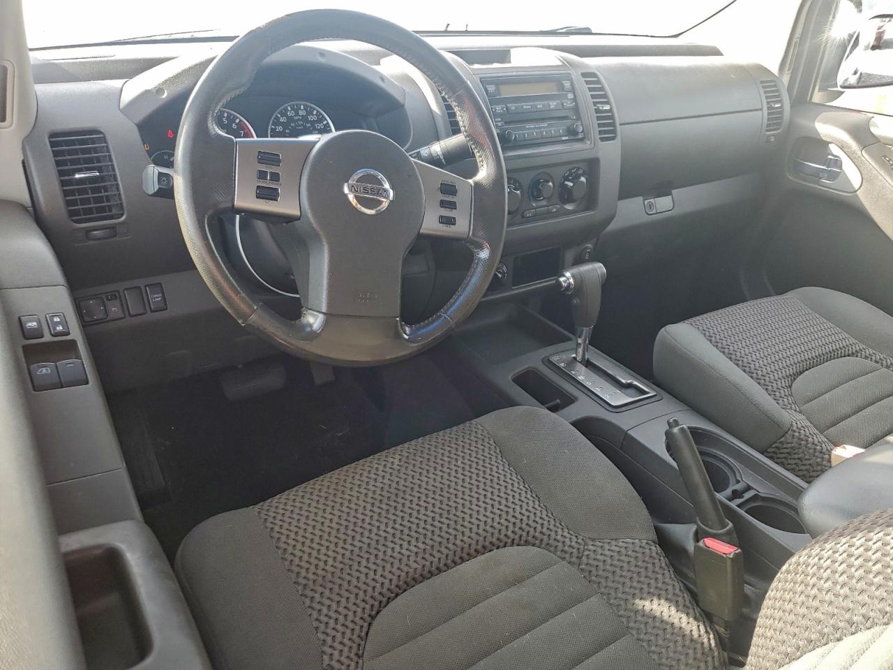 Nissan Frontier King Cab Le Image 6