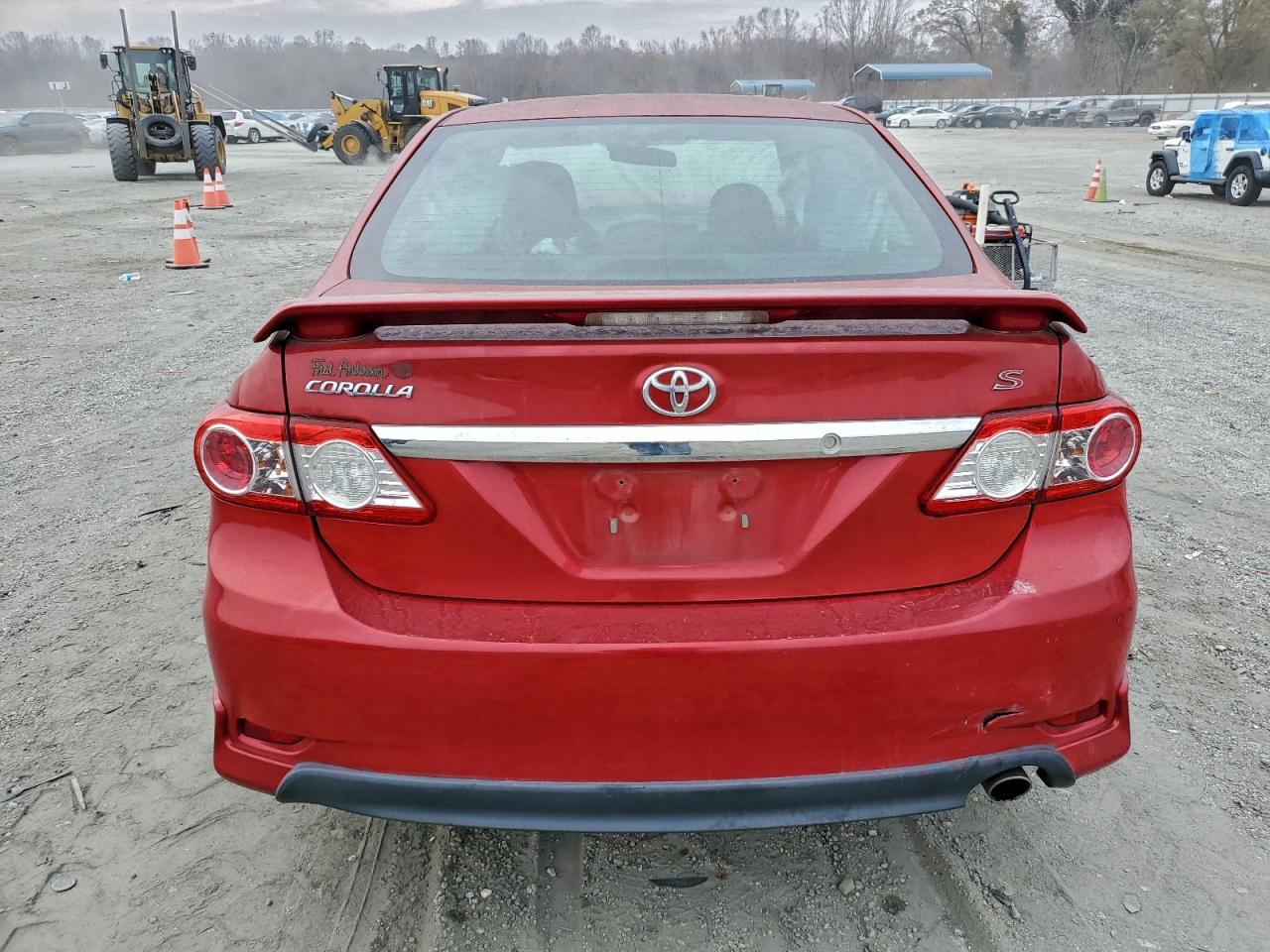 Toyota Corolla Base Image 2