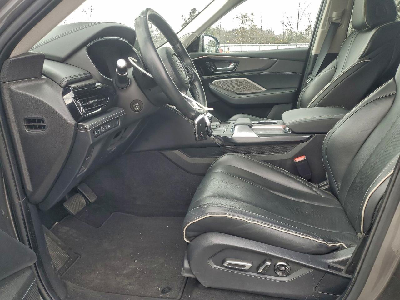 Acura MDX Advance Image 12