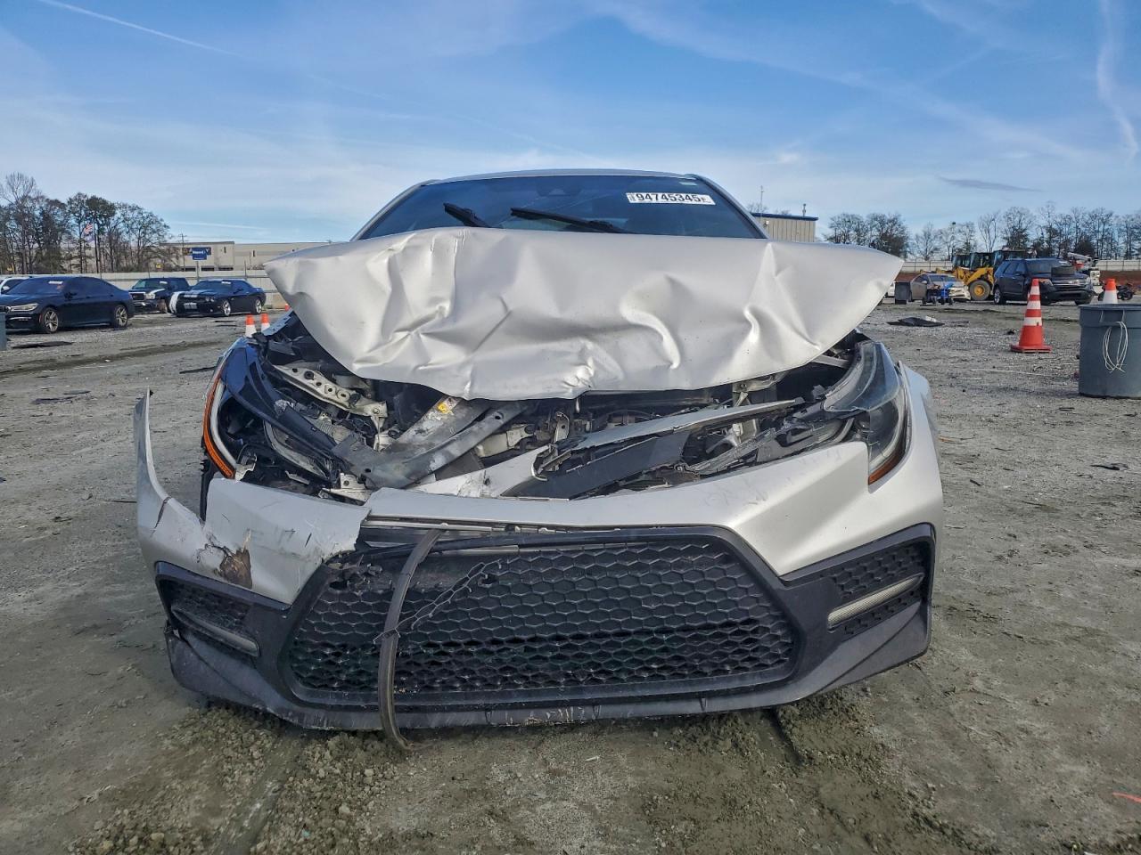 Toyota Corolla Se Image 8