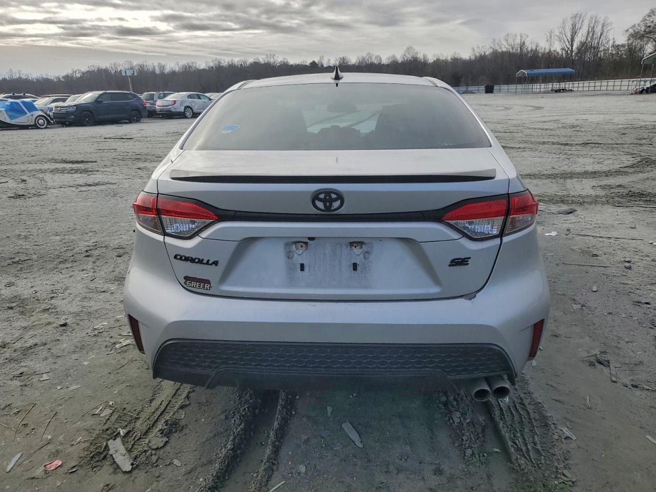 Toyota Corolla Se Image 5